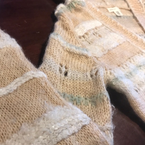 Hooded sweater - Picture 5 of 7